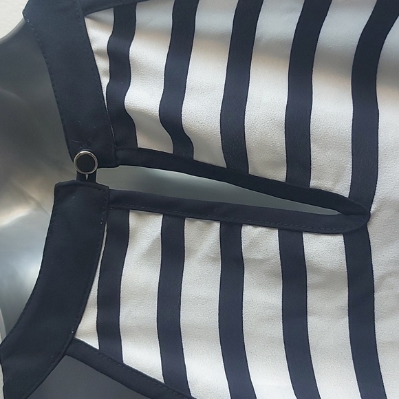 NWT Montau Striped Top - Picture 3 of 6